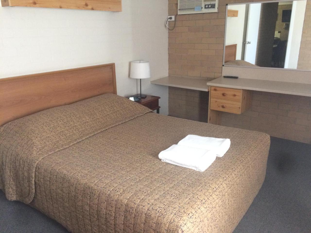 Alexander Motor Inn Морі Екстер'єр фото